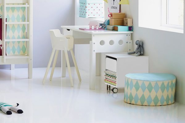 Bureau Met Laden Flexa White