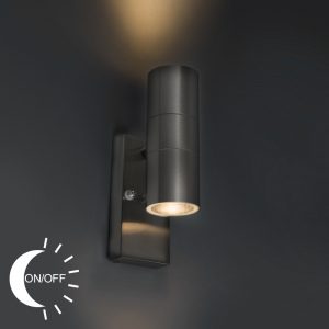 Wandlamp Duo staal licht-donker sensor