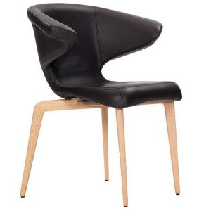 ClassiCon Munich Armchair stoel eiken onderstel zwart leer