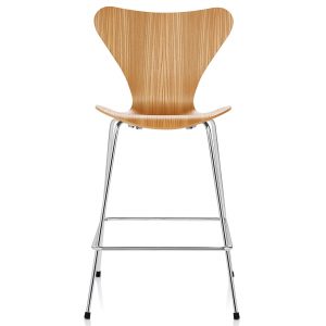 Fritz Hansen Vlinderstoel Series 7 barkruk 64cm naturel fineer