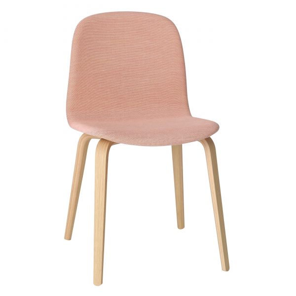 Muuto Visu Wood gestoffeerde stoel roze