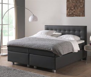 Vlakke boxspring Preston Wow - 140 x 200 cm - Crevani donkerbruin