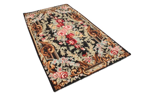 kelim met rozen nr 4399 (181cm x 317cm) Handgeweven kelim in perfecte staat 30 tot 80 jaar oud.