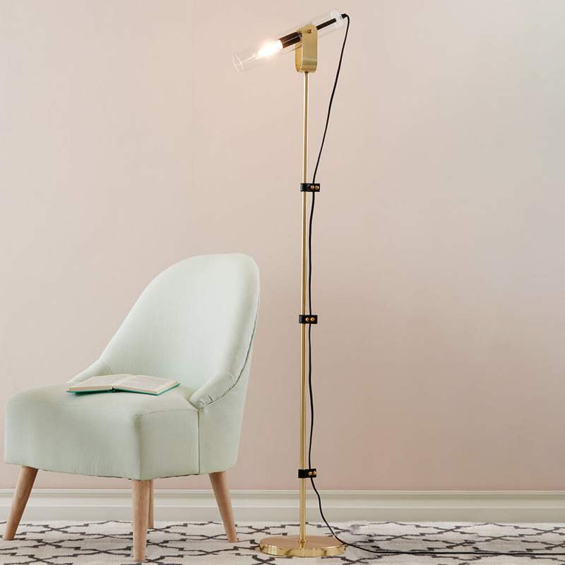 Messing vloerlamp Winston met leren details