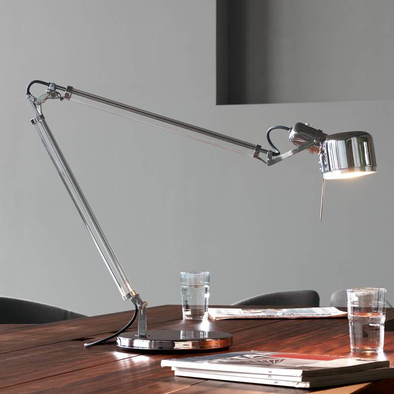 Roestvrijstalen tafellamp met echt glas