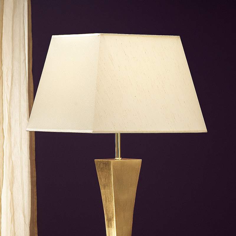 Deco - een vloerlamp met een elegant design