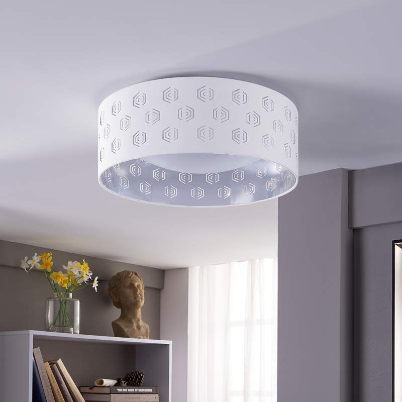 Witte LED plafondlamp met uitsparingen