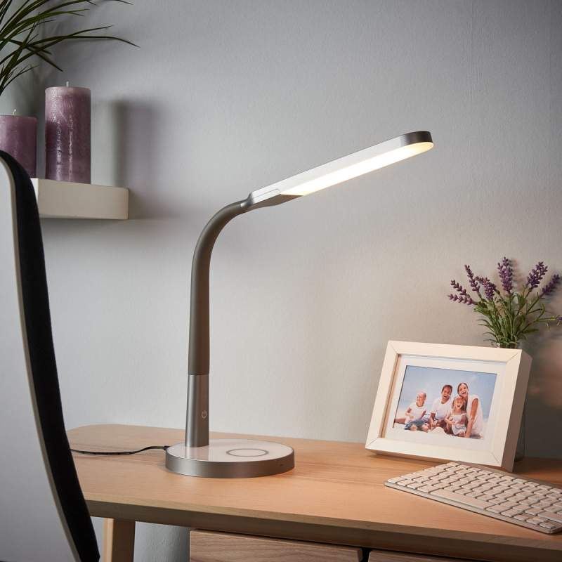 Grijze led bureaulamp Maily, USB en dimmer