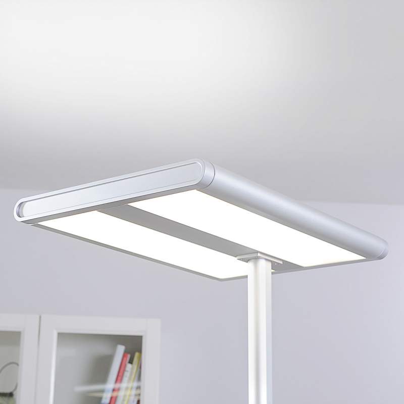 Hoogwaardige kantoor vloerlamp Quirin met LED