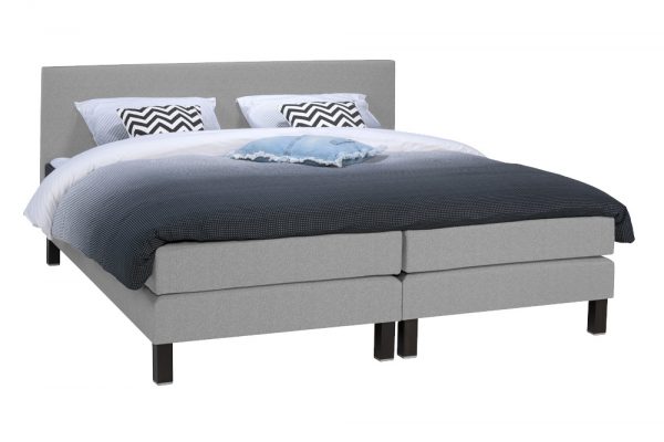 Boxspring Connecticut Vlak Met Gestoffeerd Matras Beddenreus