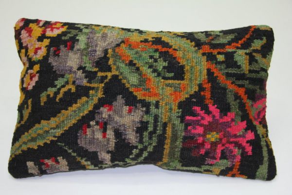 rozenkelim kussen 50cm x 30cm incl binnenkussen