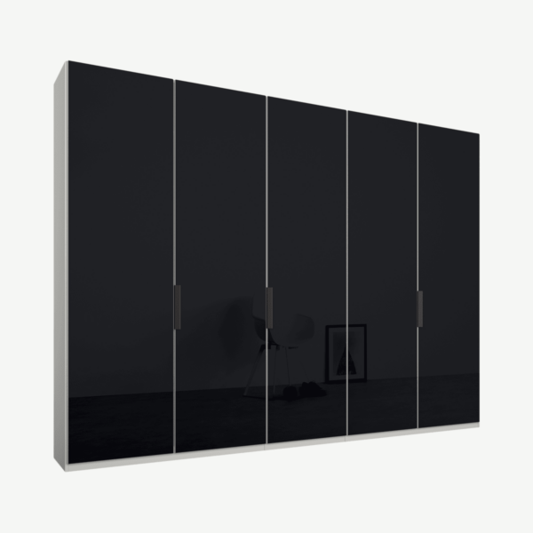 Caren Malix kledingkast met 5 deuren, 250 cm, wit frame, basaltgrijs glazen deuren, standaard