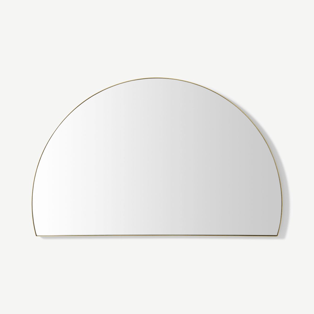 7ca92ad675c67e103687583b8a31decdd5678fd0_MIRARL030BRA_UK_Arles_Semi_Circle_Wall_Mirror_54x85cm_Brushed_Brass_ar1_1_LB01_PS.png Arles wandspiegel, halve cirkel, 54 x 85 cm, geborsteld messing