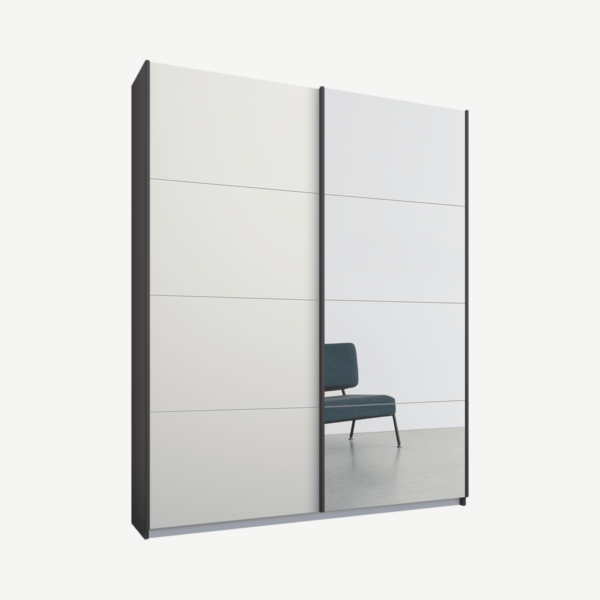 Malix tweedeurs kledingkast met schuifdeuren, 135 cm, grafietgrijs frame, matwit en spiegeldeuren, standaard interieur